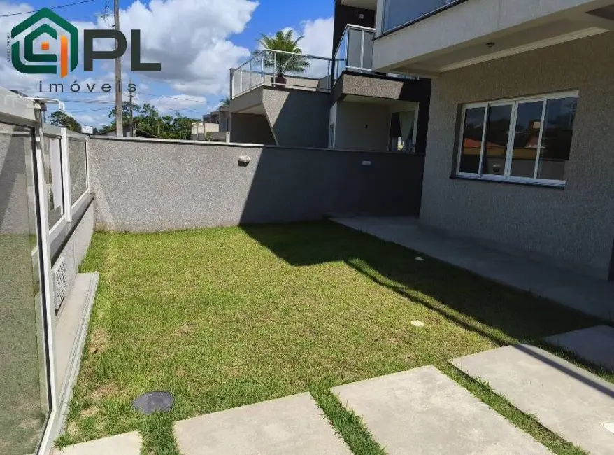 Sobrado com 5 quartos à venda, 185m2 em Itapoa - SC - imagem 3 Foto 3 de Sobrado com 5 quartos à venda, 185m2 em Itapoa - SC