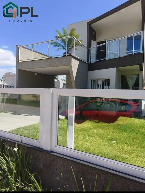 Foto 1 de Sobrado com 5 quartos à venda, 212m2 em Itapoa - SC