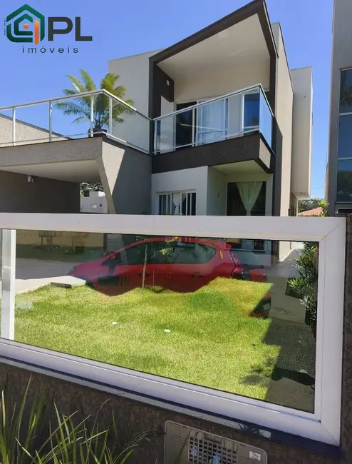 Foto 2 de Sobrado com 5 quartos à venda, 212m2 em Itapoa - SC