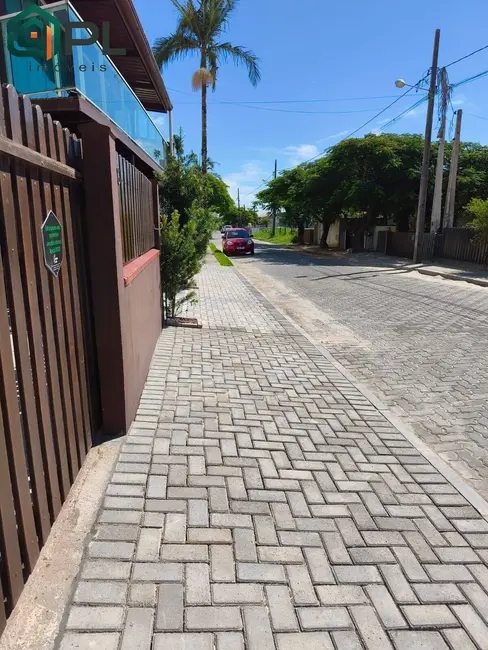 Sobrado com 3 quartos à venda em Itapoa - SC - imagem 5 Foto 5 de Sobrado com 3 quartos à venda em Itapoa - SC