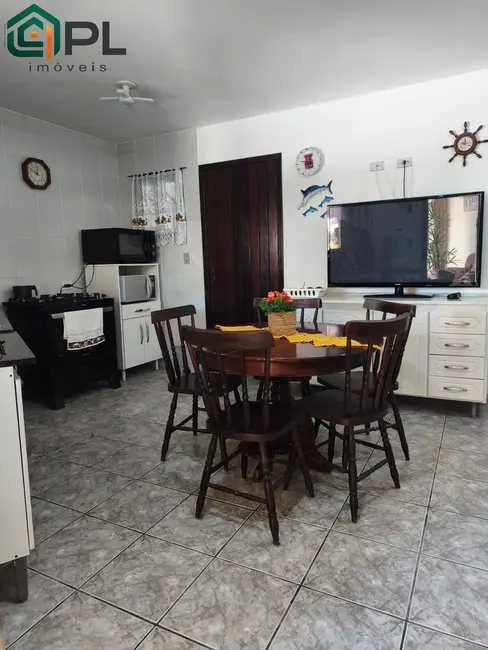 Sobrado com 3 quartos à venda em Itapoa - SC - imagem 9 Foto 9 de Sobrado com 3 quartos à venda em Itapoa - SC