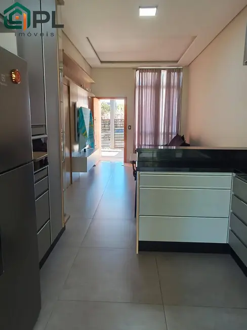 Foto 9 de Casa com 3 quartos à venda, 195m2 em Itapoa - SC