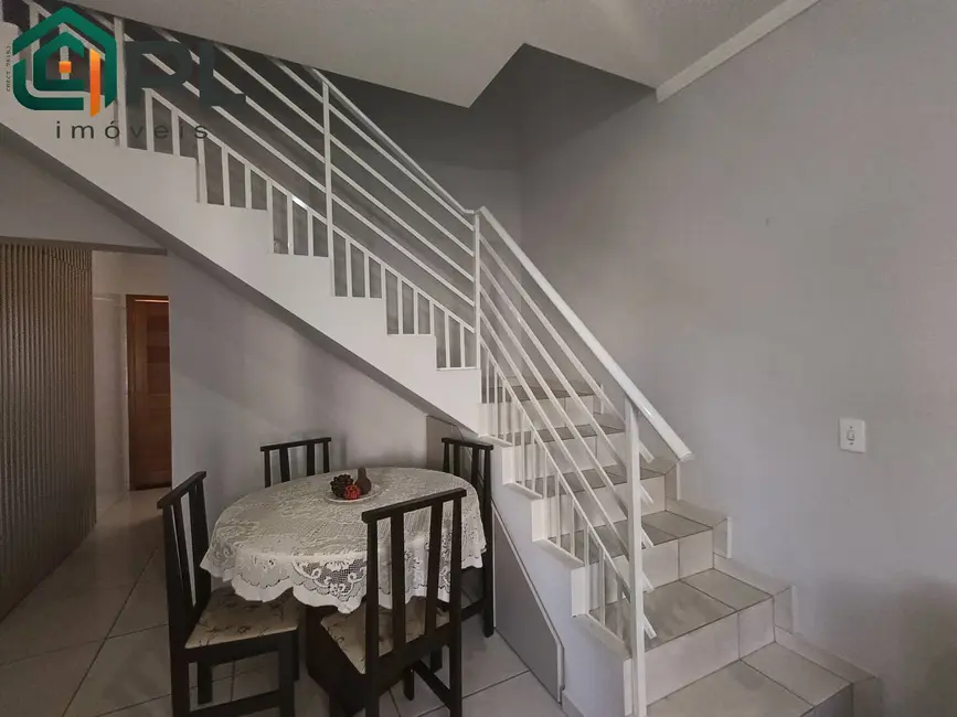 Foto 9 de Sobrado com 2 quartos à venda, 181m2 em Itapoa - SC