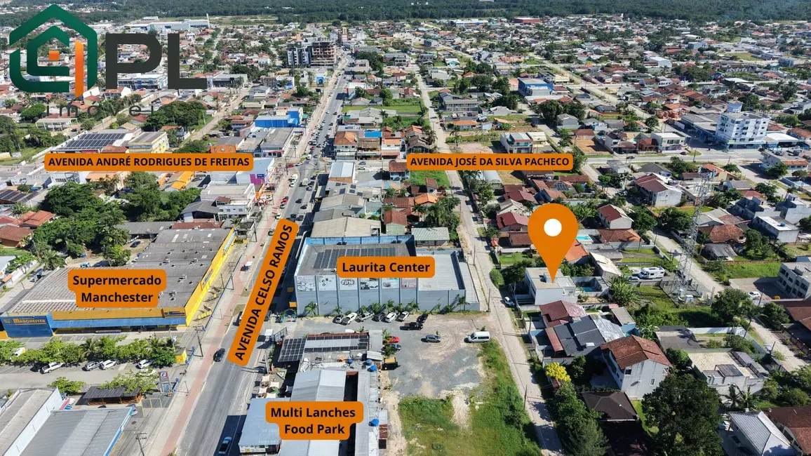 Foto 2 de Sobrado com 2 quartos à venda, 181m2 em Itapoa - SC