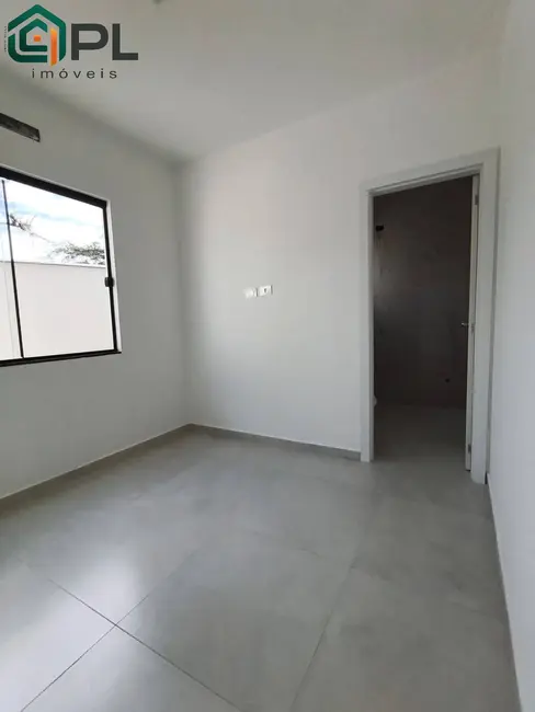 Foto 8 de Casa com 3 quartos à venda, 75m2 em Itapoa - SC