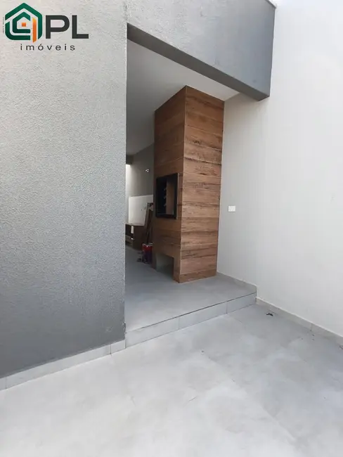 Foto 3 de Casa com 3 quartos à venda, 75m2 em Itapoa - SC