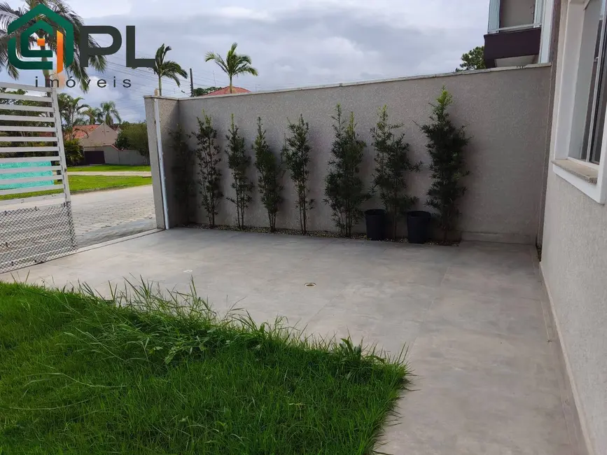 Foto 3 de Sobrado com 3 quartos à venda, 108m2 em Itapoa - SC