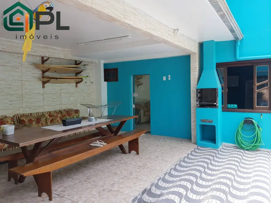Foto 3 de Casa com 7 quartos à venda, 380m2 em Itapema do Norte, Itapoa - SC