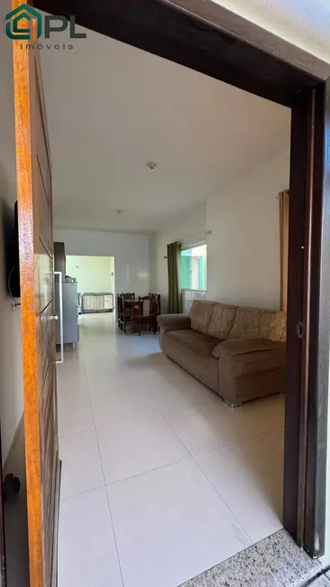 Foto 3 de Casa com 2 quartos à venda, 79m2 em Itapoa - SC