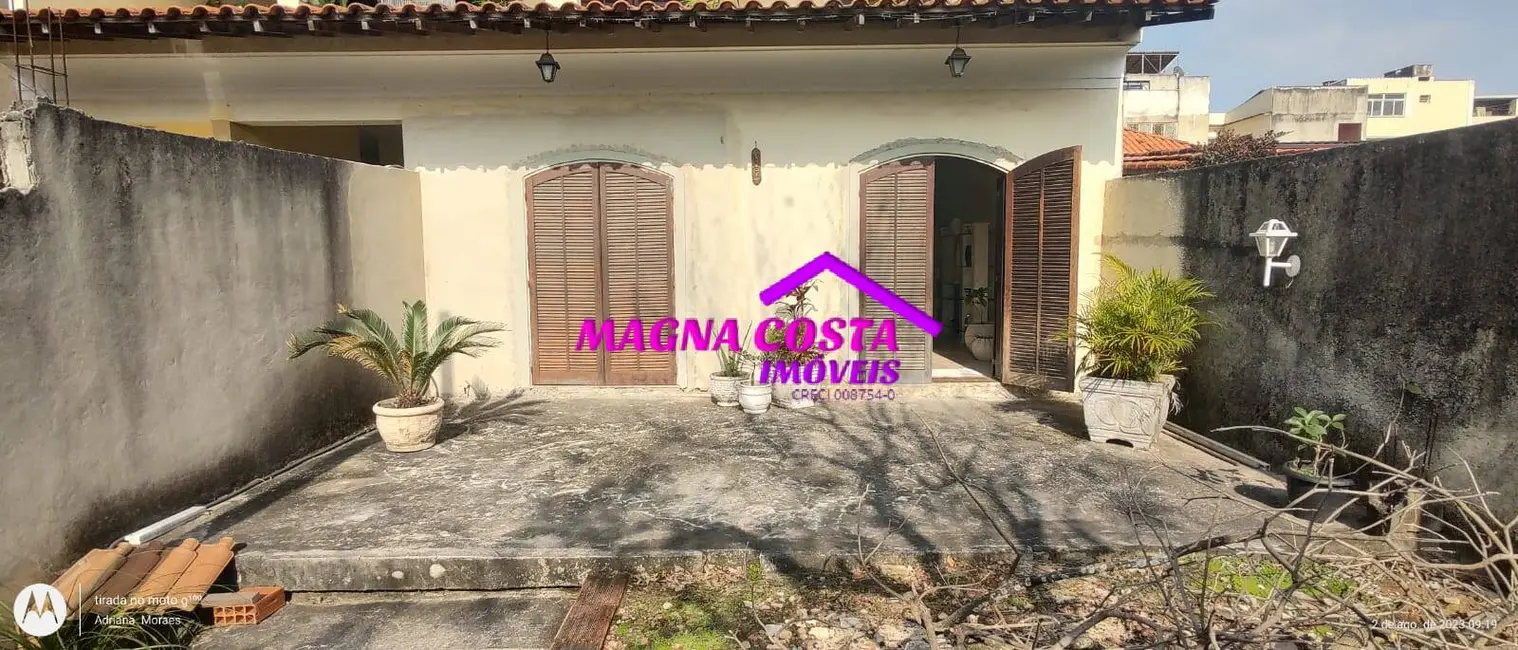 Foto 2 de Casa com 2 quartos à venda, 180m2 em Vila Valqueire, Rio De Janeiro - RJ