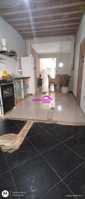 Casa com 2 quartos à venda, 180m2 em Vila Valqueire, Rio De Janeiro - RJ - imagem 8 Foto 8 de Casa com 2 quartos à venda, 180m2 em Vila Valqueire, Rio De Janeiro - RJ