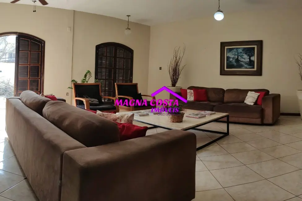 Casa com 2 quartos à venda, 180m2 em Vila Valqueire, Rio De Janeiro - RJ - imagem 4 Foto 4 de Casa com 2 quartos à venda, 180m2 em Vila Valqueire, Rio De Janeiro - RJ