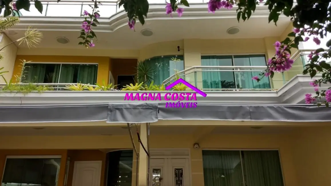 Casa com 4 quartos à venda, 429m2 em Vila Valqueire, Rio De Janeiro - RJ - imagem 2 Foto 2 de Casa com 4 quartos à venda, 429m2 em Vila Valqueire, Rio De Janeiro - RJ