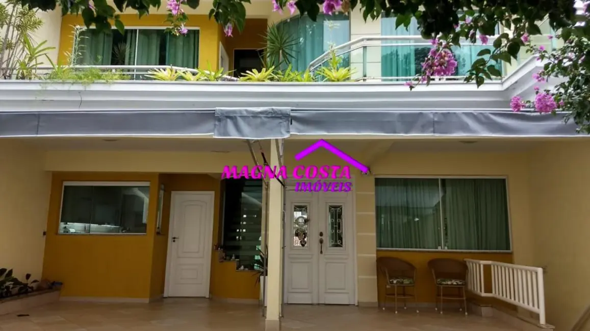 Casa com 4 quartos à venda, 429m2 em Vila Valqueire, Rio De Janeiro - RJ - imagem 3 Foto 3 de Casa com 4 quartos à venda, 429m2 em Vila Valqueire, Rio De Janeiro - RJ