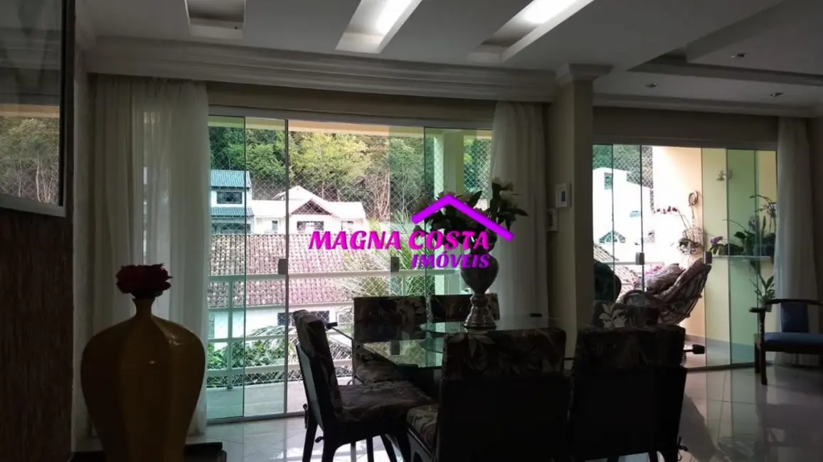 Casa com 4 quartos à venda, 429m2 em Vila Valqueire, Rio De Janeiro - RJ - imagem 4 Foto 4 de Casa com 4 quartos à venda, 429m2 em Vila Valqueire, Rio De Janeiro - RJ