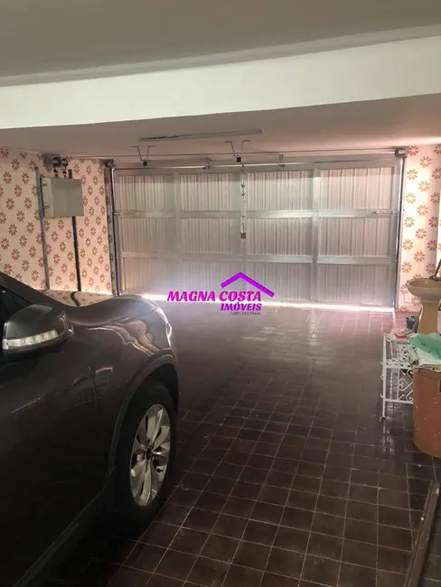 Casa com 6 quartos à venda, 400m2 em Vila Valqueire, Rio De Janeiro - RJ - imagem 9 Foto 9 de Casa com 6 quartos à venda, 400m2 em Vila Valqueire, Rio De Janeiro - RJ