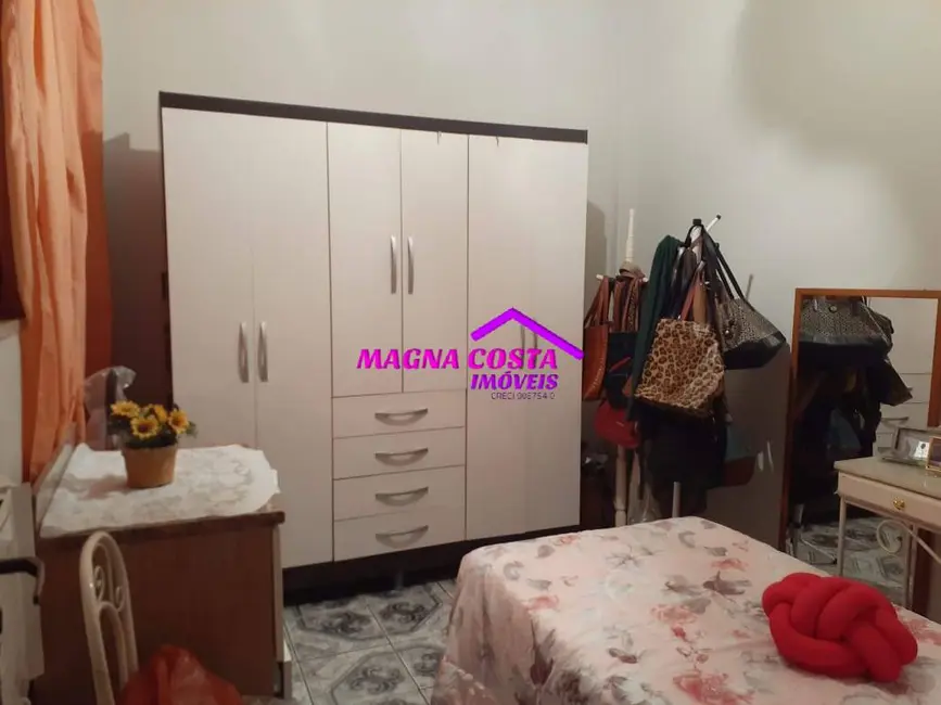 Casa com 6 quartos à venda, 332m2 em Vila Valqueire, Rio De Janeiro - RJ - imagem 9 Foto 9 de Casa com 6 quartos à venda, 332m2 em Vila Valqueire, Rio De Janeiro - RJ