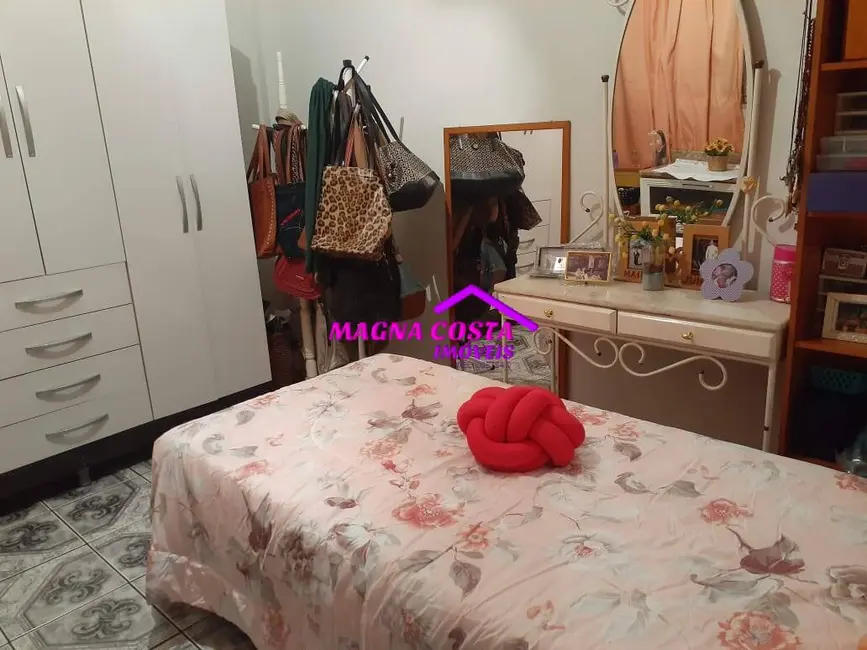 Casa com 6 quartos à venda, 332m2 em Vila Valqueire, Rio De Janeiro - RJ - imagem 7 Foto 7 de Casa com 6 quartos à venda, 332m2 em Vila Valqueire, Rio De Janeiro - RJ