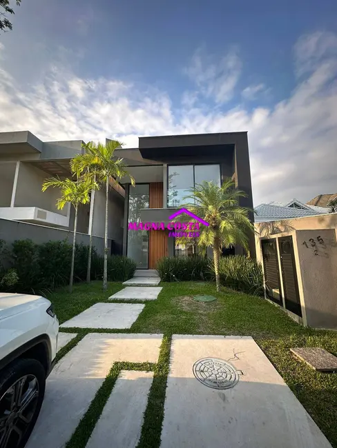 Foto 1 de Casa com 4 quartos à venda, 350m2 em Barra da Tijuca, Rio De Janeiro - RJ