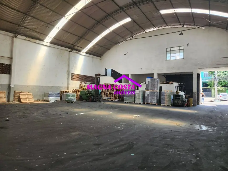 Foto 1 de Armazém / Galpão à venda, 690m2 em Penha, Rio De Janeiro - RJ