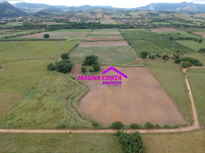 Foto 1 de Fazenda / Haras à venda, 16m2 em Cachoeiras De Macacu - RJ