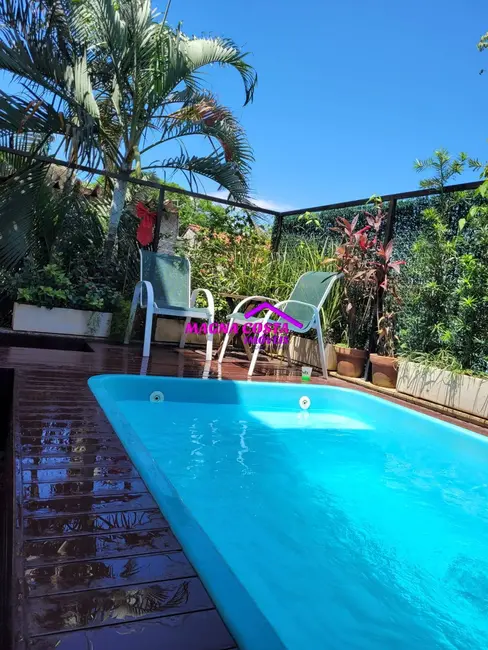 Casa com 3 quartos à venda, 129m2 em Rio De Janeiro - RJ - imagem 1 Foto 1 de Casa com 3 quartos à venda, 129m2 em Rio De Janeiro - RJ