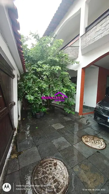 Foto 2 de Casa com 4 quartos à venda, 179m2 em Vila Valqueire, Rio De Janeiro - RJ