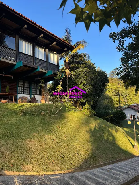 Foto 3 de Casa com 7 quartos à venda, 2500m2 em Albuquerque, Teresopolis - RJ