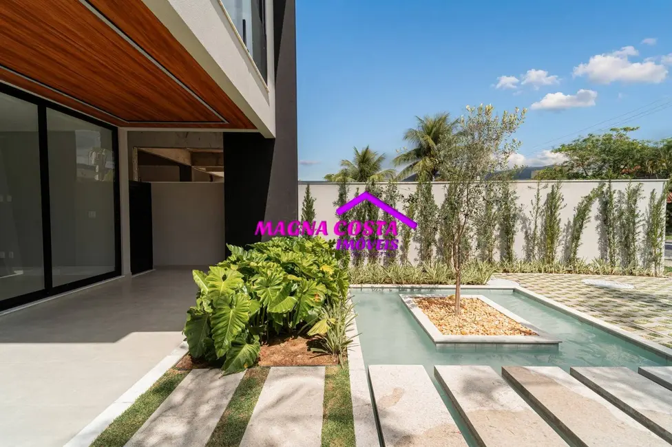 Casa com 4 quartos à venda, 350m2 em Barra da Tijuca, Rio De Janeiro - RJ - imagem 4 Foto 4 de Casa com 4 quartos à venda, 350m2 em Barra da Tijuca, Rio De Janeiro - RJ