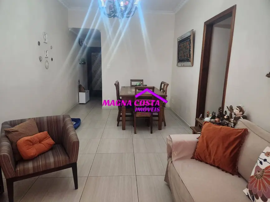 Apartamento com 3 quartos para alugar, 80m2 em Maracanã, Rio De Janeiro - RJ - imagem 2 Foto 2 de Apartamento com 3 quartos para alugar, 80m2 em Maracanã, Rio De Janeiro - RJ