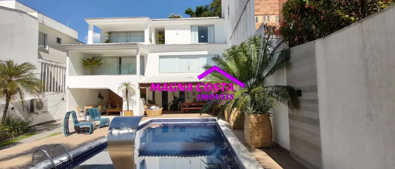 Casa com 5 quartos à venda, 528m2 em Vila Valqueire, Rio De Janeiro - RJ - imagem 1 Foto 1 de Casa com 5 quartos à venda, 528m2 em Vila Valqueire, Rio De Janeiro - RJ