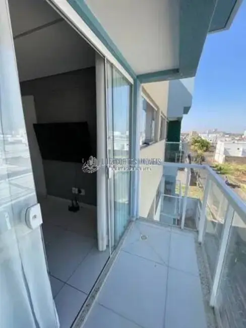 Foto 2 de Apartamento com 2 quartos à venda, 56m2 em Novo Mundo, Uberlandia - MG