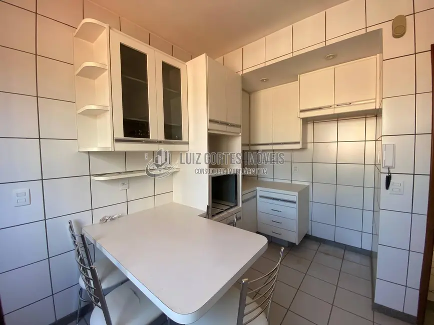 Apartamento com 3 quartos à venda, 130m2 em Saraiva, Uberlandia - MG - imagem 7 Foto 7 de Apartamento com 3 quartos à venda, 130m2 em Saraiva, Uberlandia - MG