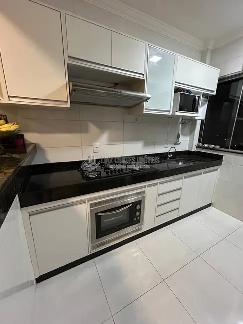 Foto 3 de Apartamento com 2 quartos à venda, 48m2 em Tubalina, Uberlandia - MG