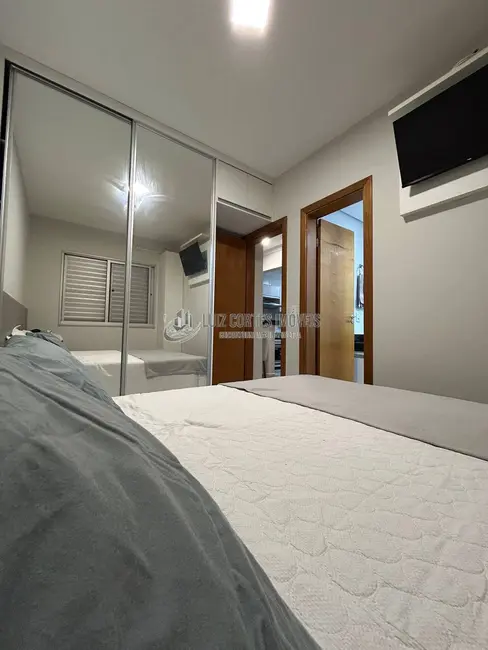 Foto 8 de Apartamento com 2 quartos à venda, 48m2 em Tubalina, Uberlandia - MG