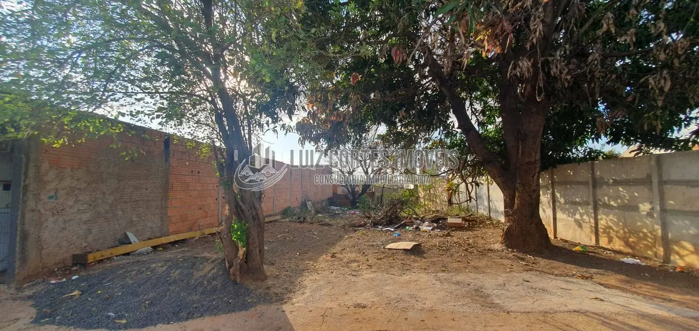 Foto 3 de Terreno / Lote à venda, 300m2 em Shopping Park, Uberlandia - MG