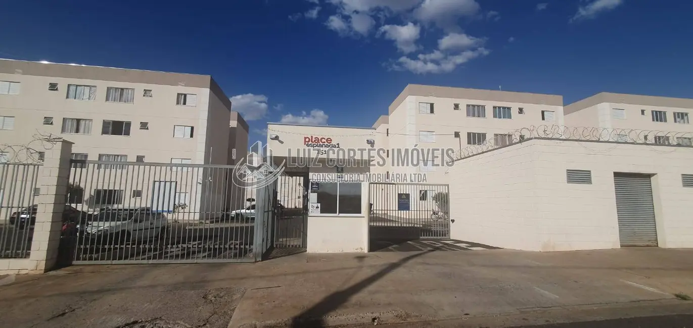 Foto 5 de Apartamento com 2 quartos à venda, 47m2 em Loteamento Residencial Pequis, Uberlandia - MG