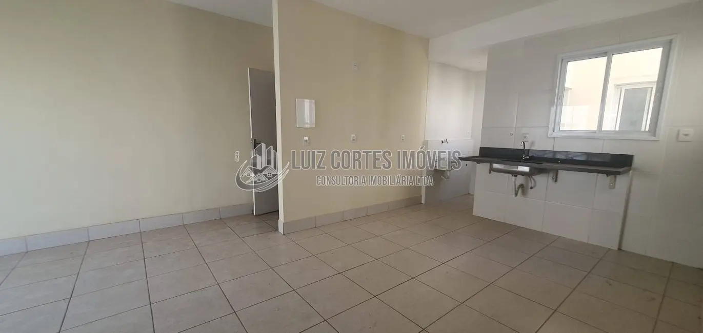 Foto 1 de Apartamento com 3 quartos à venda, 66m2 em Tubalina, Uberlandia - MG