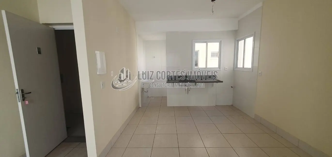 Foto 9 de Apartamento com 3 quartos à venda, 66m2 em Tubalina, Uberlandia - MG