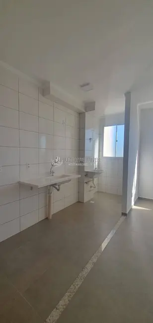 Foto 4 de Apartamento com 2 quartos à venda, 42m2 em Gávea, Uberlandia - MG