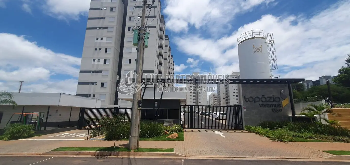 Foto 3 de Apartamento com 2 quartos à venda, 48m2 em Jardim Holanda, Uberlandia - MG