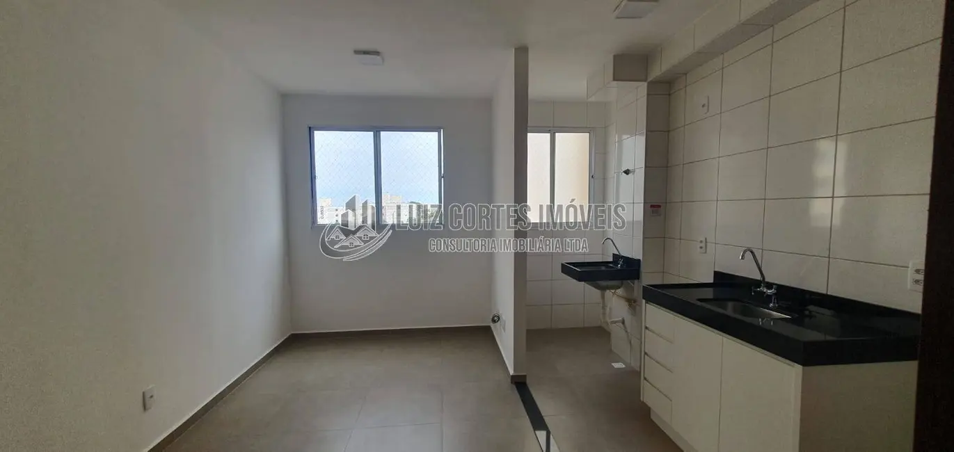 Foto 2 de Apartamento com 2 quartos à venda, 42m2 em Gávea, Uberlandia - MG