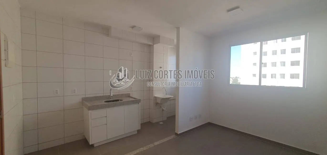Foto 2 de Apartamento com 2 quartos à venda, 42m2 em Gávea, Uberlandia - MG