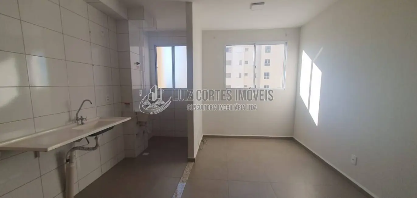 Foto 3 de Apartamento com 2 quartos à venda, 42m2 em Gávea, Uberlandia - MG