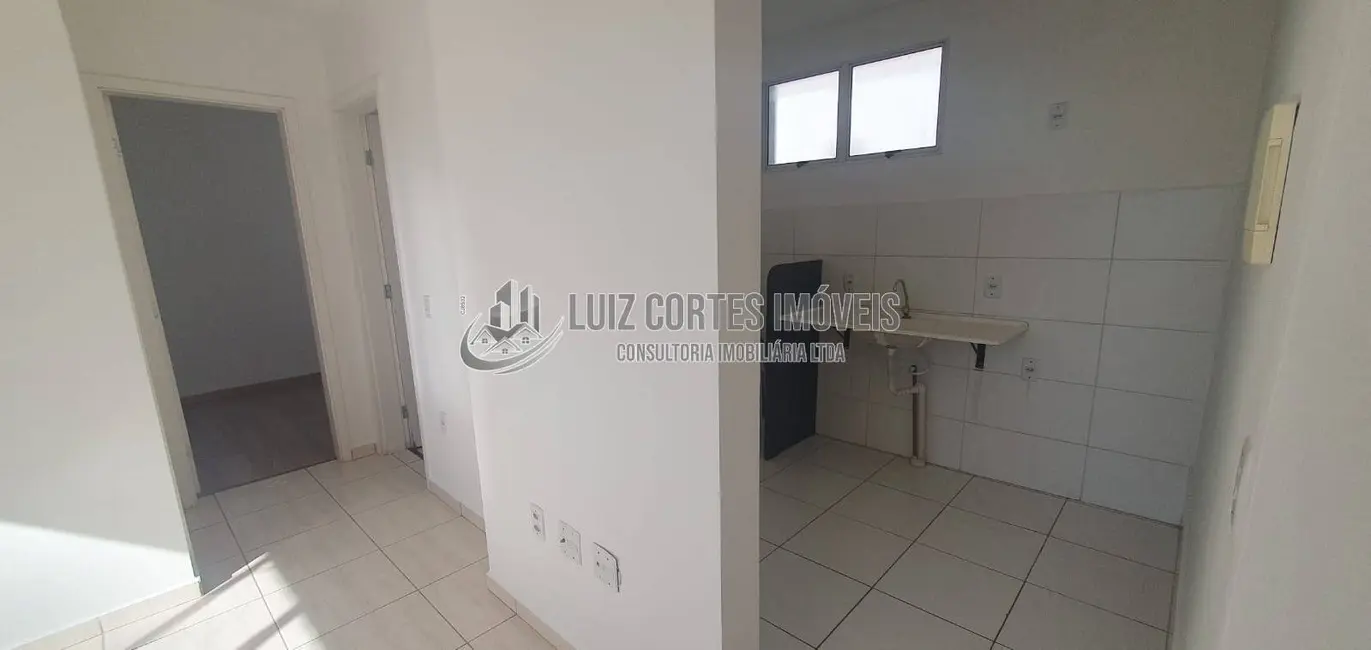 Foto 5 de Apartamento com 2 quartos à venda, 46m2 em Chácaras Tubalina e Quartel, Uberlandia - MG