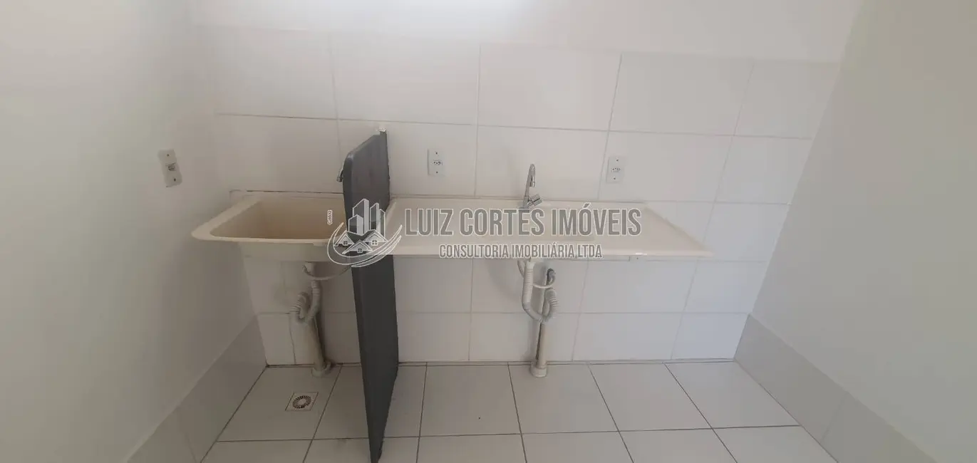 Foto 6 de Apartamento com 2 quartos à venda, 46m2 em Chácaras Tubalina e Quartel, Uberlandia - MG