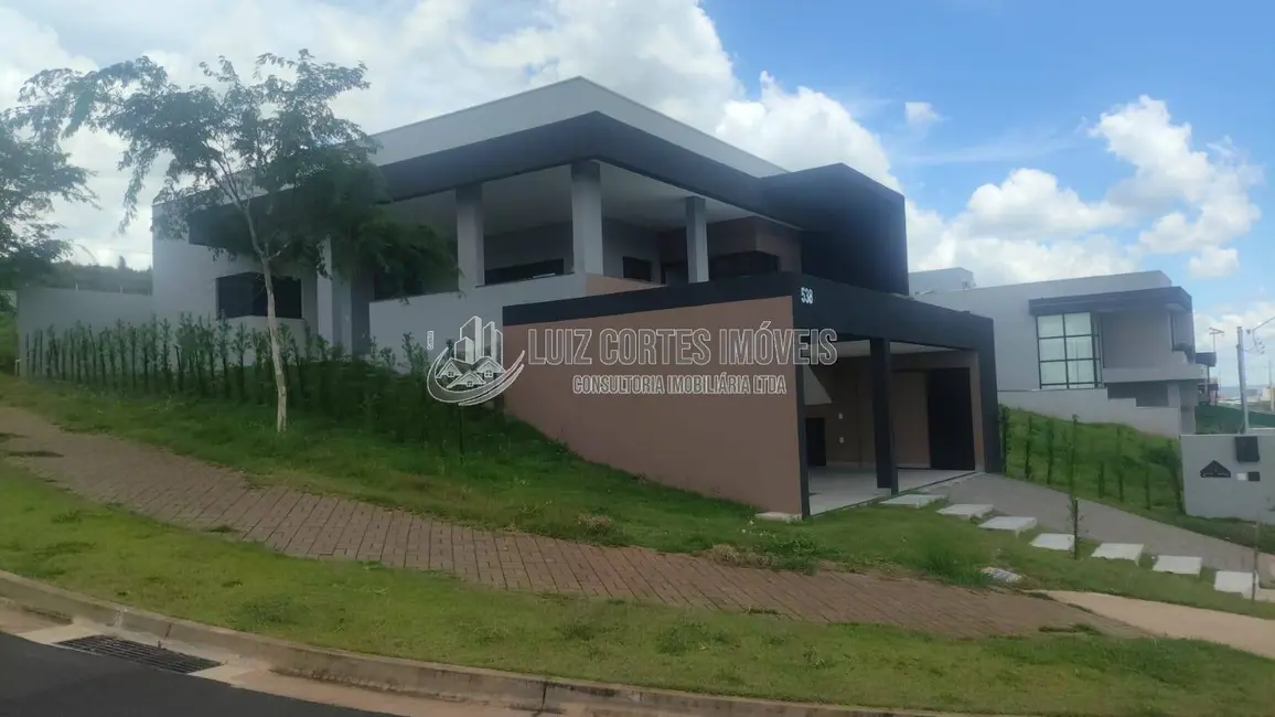 Foto 3 de Casa com 2 quartos à venda, 312m2 em Granja Marileusa, Uberlandia - MG