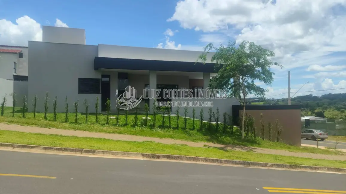 Foto 4 de Casa com 2 quartos à venda, 312m2 em Granja Marileusa, Uberlandia - MG
