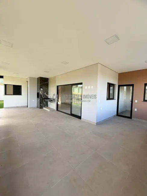 Foto 9 de Casa com 2 quartos à venda, 312m2 em Granja Marileusa, Uberlandia - MG