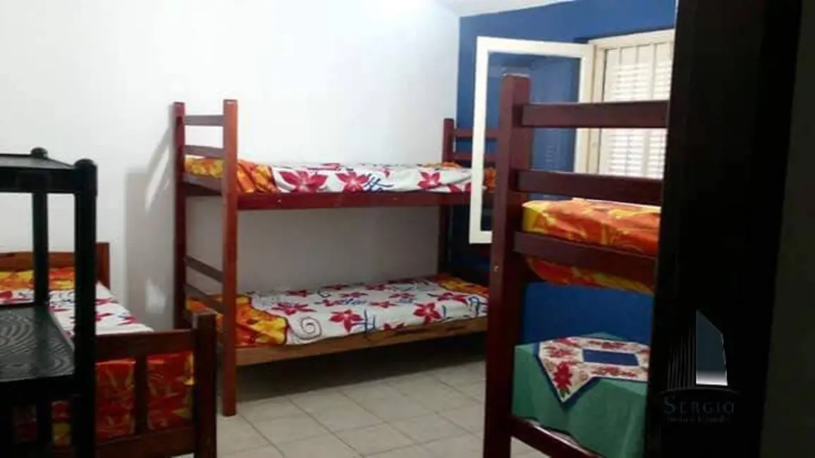 Foto 4 de Casa com 7 quartos à venda, 300m2 em Ubatuba - SP